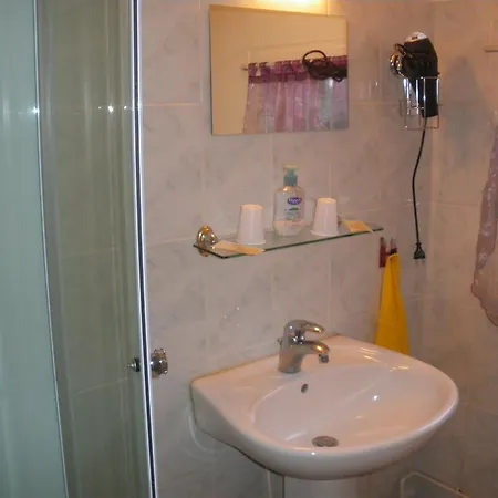 Les Coquillettes Bed & Breakfast Équemauville