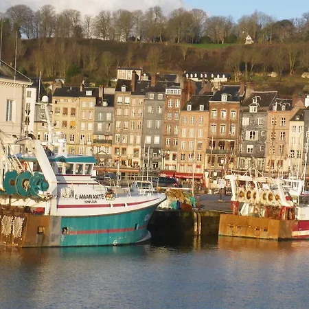 Les Coquillettes Bed & Breakfast Équemauville