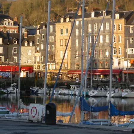 Bed & Breakfast Les Coquillettes Équemauville