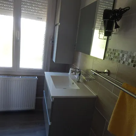 Les Coquillettes Bed & Breakfast Équemauville