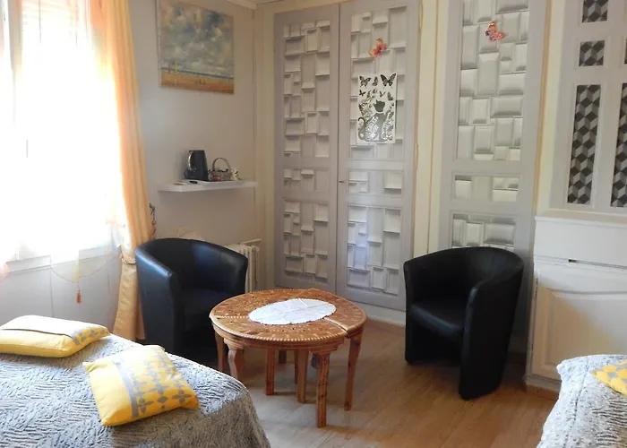 Les Coquillettes Bed & Breakfast Équemauville